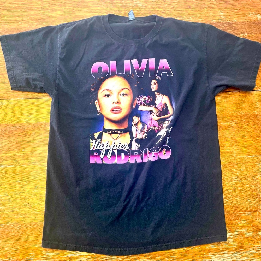 Olivia Rodrigo happier shirt
